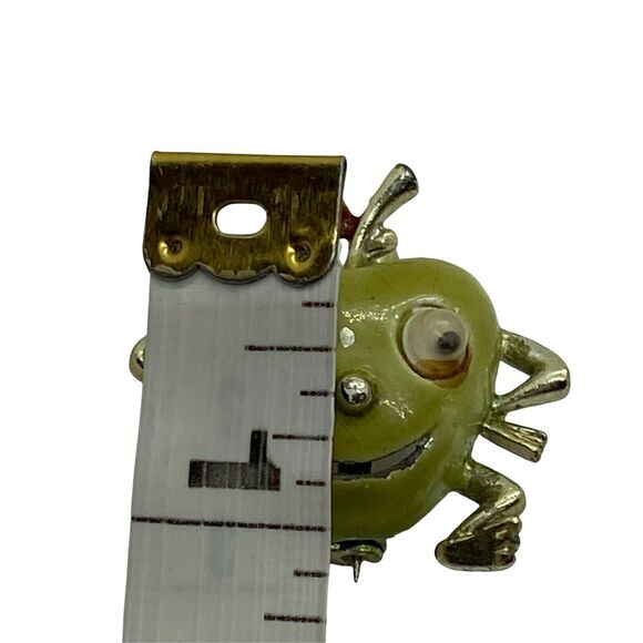 Googley Eye Green Apple Jewelry Brooch Pin Vintage 1950s Womens Gold Tone - Picture 9 of 15